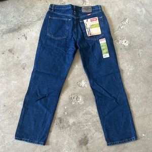 Brand New Wrangler Dark Wash Regular Fit Straight Leg Jeans size 33x30